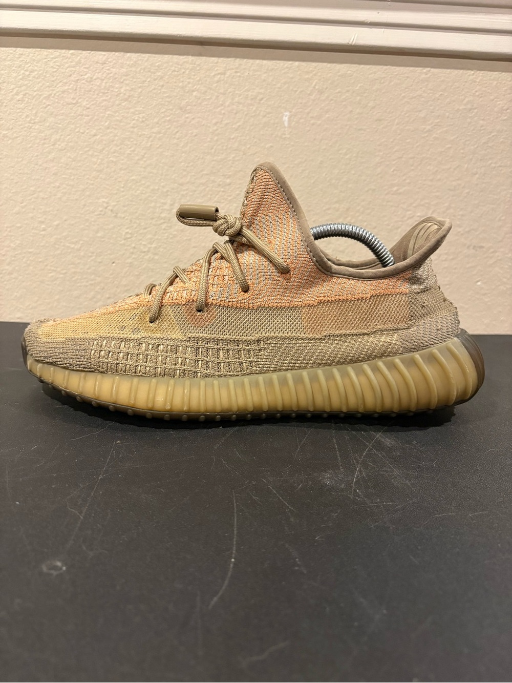 Adidas Yeezy Boost 350 V2 Men's Size 10.5 Sand Taupe - Picture 2 of 9